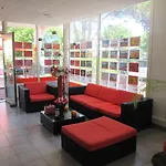 Vittoria Immobilier 12 -reglement Sur Place - Cheques Acceptes アパート *