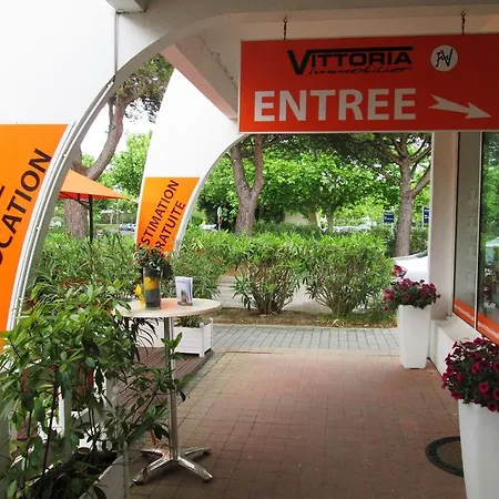 Vittoria Immobilier 12 -reglement Sur Place - Chèques Acceptés