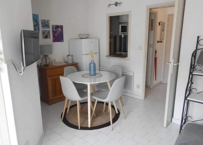 Vittoria Immobilier 12 -reglement Sur Place - Cheques Acceptes * La Grande-Motte